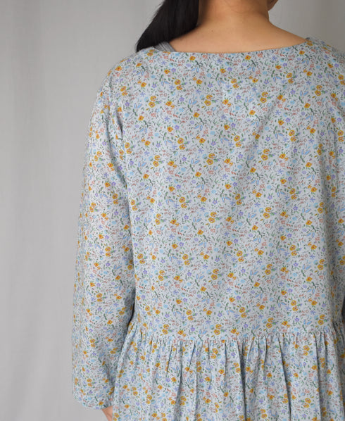 INAM2514FD COTTON FLOWER PRINT BOAT NECK L/SL ONE-PIECE