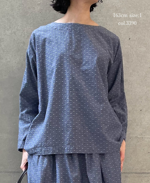 INAM2623CB DOBIE CHAMBRAY WASH BOAT NECK SMOCK