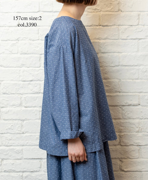 INAM2623CB DOBIE CHAMBRAY WASH BOAT NECK SMOCK