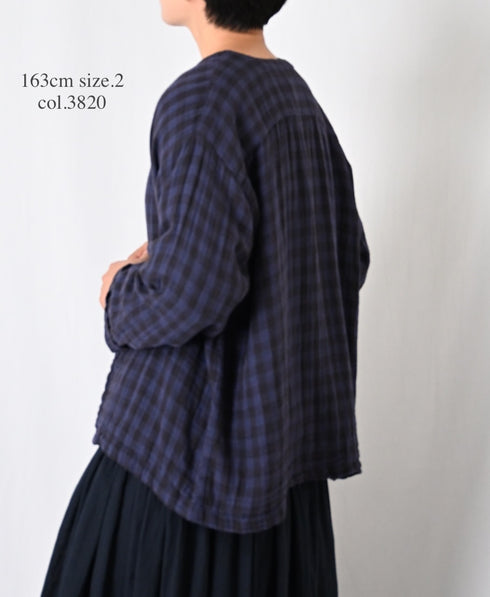 INAM2683DGD COTTON DOUBLE GAUZE CHECK OVERDYE CREW NECK CARDIGAN
