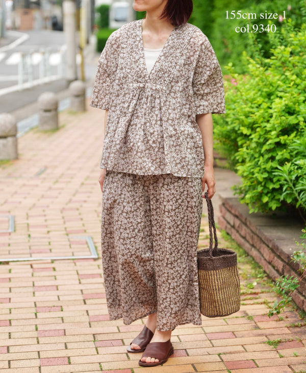 NSL26072 80s VOILE TWO TONE FLOWER PRINT V-NECK PINTUCK S/SL SHIRT