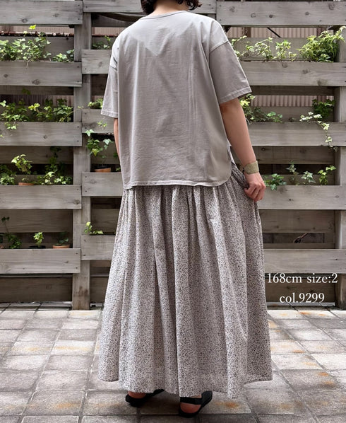 INMDS26123 POWER LOOM COTTON VOILE ARABESQUE HAND SCREEN PRINT FLARED SKIRT WITH PINTUCK