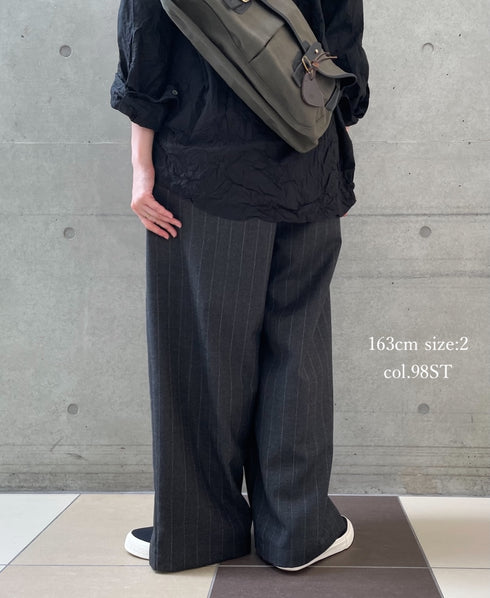 GNMDS2502WS WOOL SERGE 2TUCK WIDE EASY PANTS