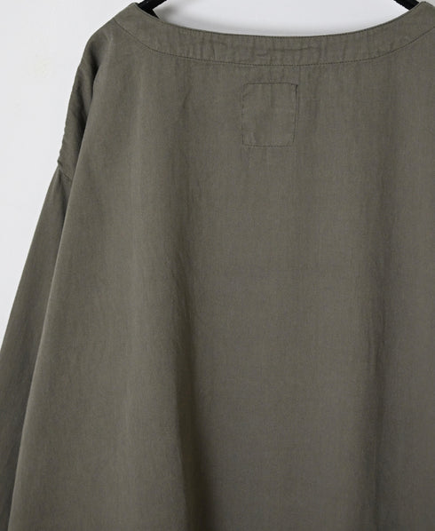 INAM2661TD 30s COTTON TWILL OVERDYE BOAT NECK SMOCK