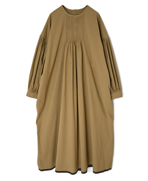 INMDS26733 HANDWOVEN HEAVY COTTON PLAIN WITH SELVAGE BACK OPENING CREW-NECK DRESS WITH MINI PINTUCK