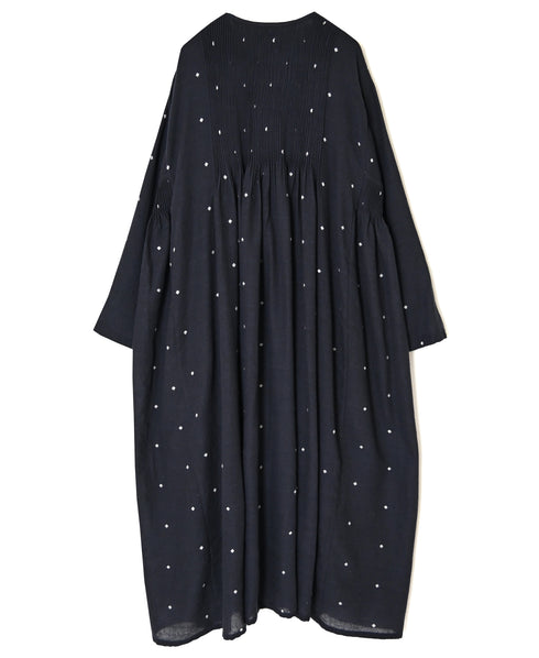 INMDS26764 BOILED WOOL SQUARE JACQUARD CREW NECK DRESS WITH MINI PINTUCK