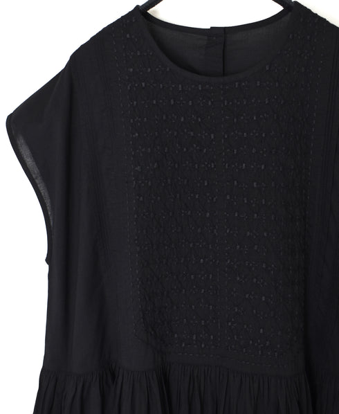 NMDS26523 60s ORGANIC CAMBRIC WITH EMB FRENCH/SL BACK OPENING DRESS