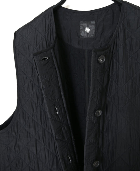NMDS26554 BANGALORE SILK PLAIN QUILTED C-NECK VEST