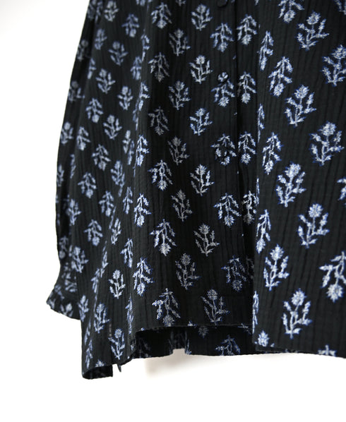 NMDS26611 ORGANIC SMALL CHECK MEDIUM FLOWER BL PRINT FRILL COLLAR SHIRT WITH MINI PINTUCK