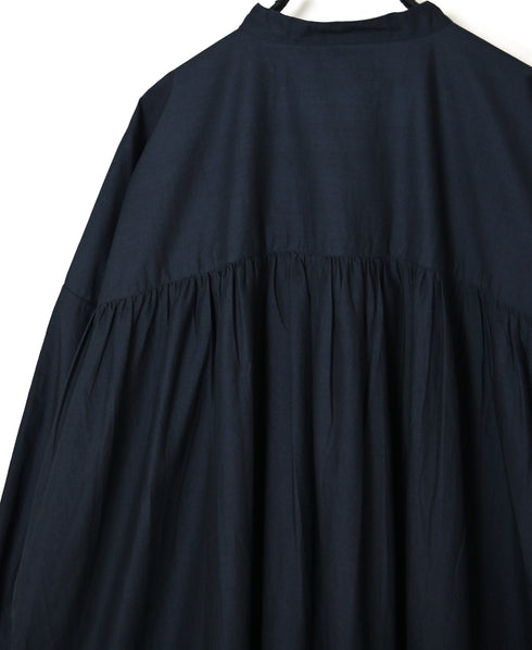 NSL26523 40s COTTON POPLIN PLAIN BAND COLLAR BACK SIDE GATHERED DRESS