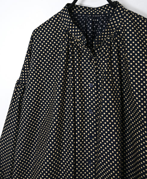 NSL26532 40s COTTON POPLIN DOT PRINT BANDED COLLAR SHIRT WITH GATHER