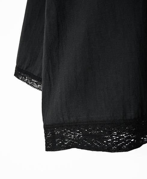 NSL26553 60s COTTON CAMBRIC PLAIN WITH LACE HEM & CUFF LACE SMOCK