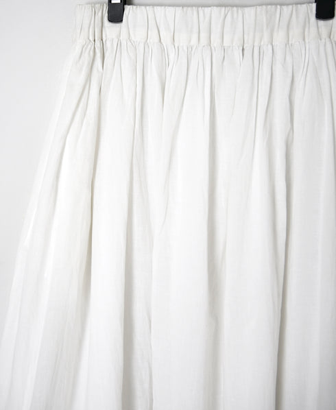 NSL26555 60s COTTON CAMBRIC PLAIN WITH LACE GATHERED SKIRT WITH PLEAT LACE