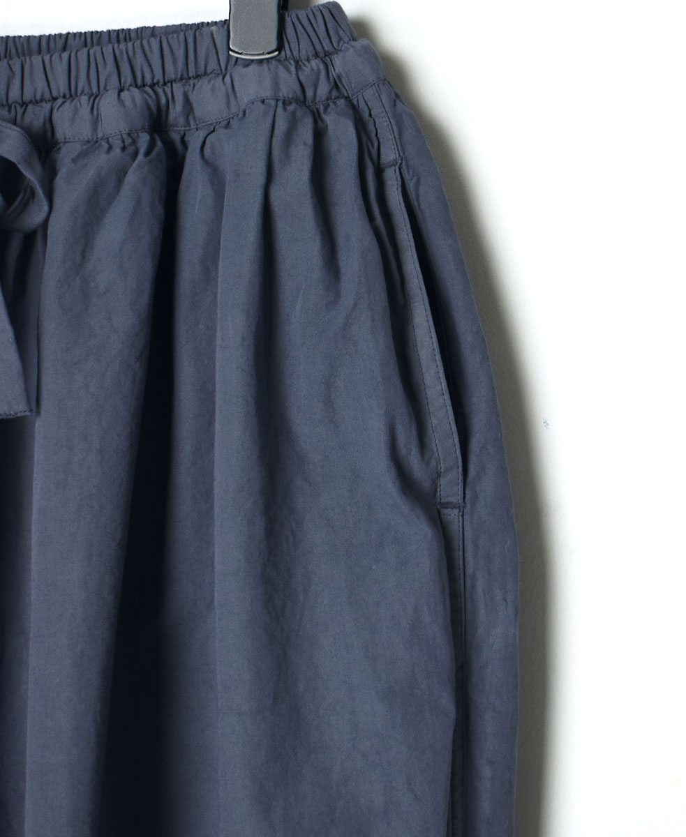 INAM2251PD (パンツ) 40'S POPLIN GATHERED EASY PANTS