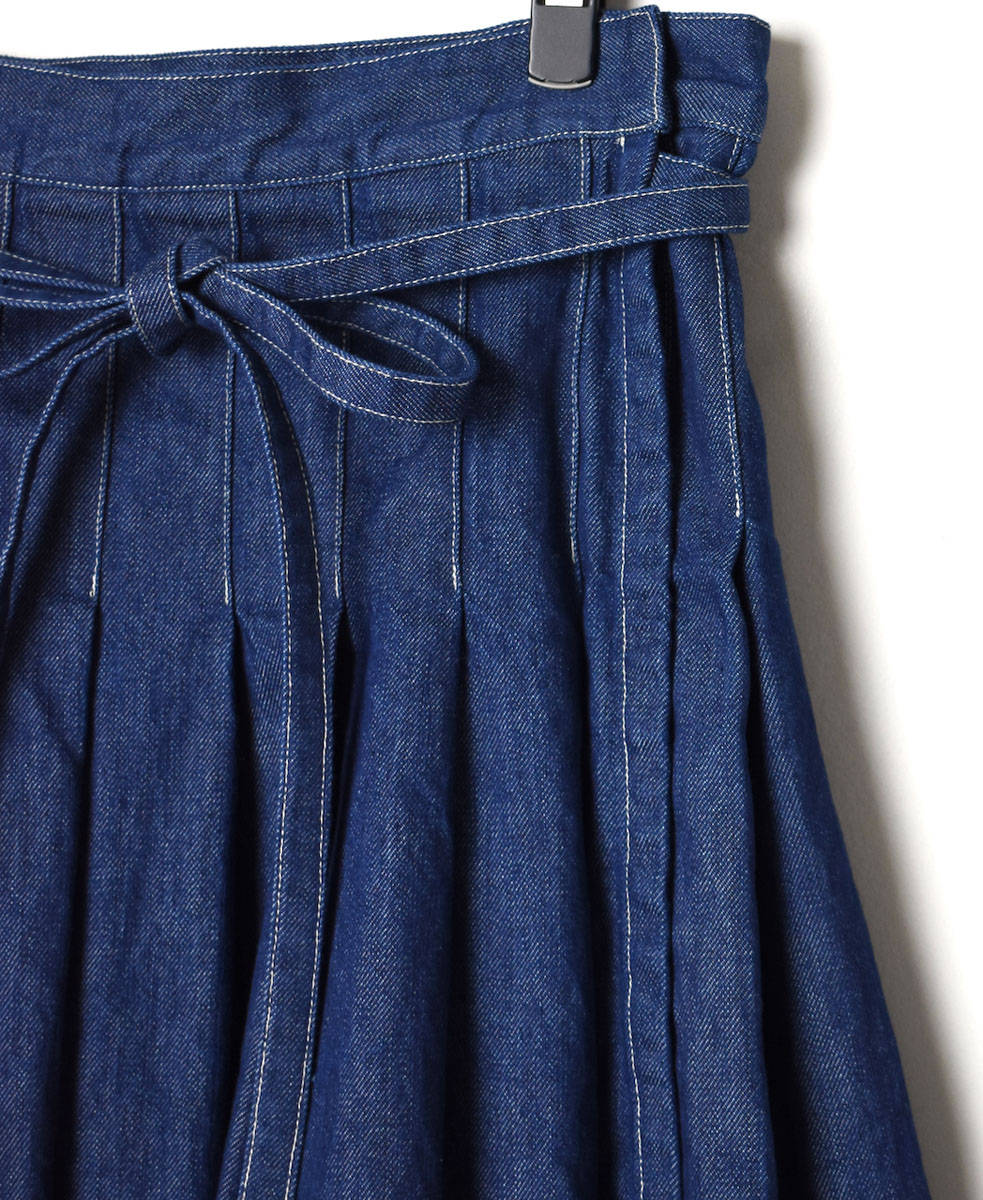 GNAM2253 (スカート) WASHED DENIM PLEATED WRAP SKIRT