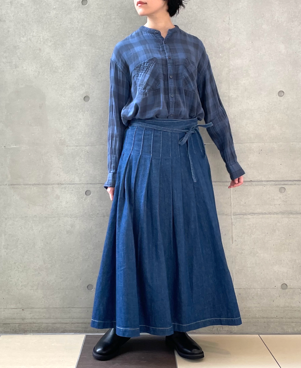 GNAM2253 (スカート) WASHED DENIM PLEATED WRAP SKIRT