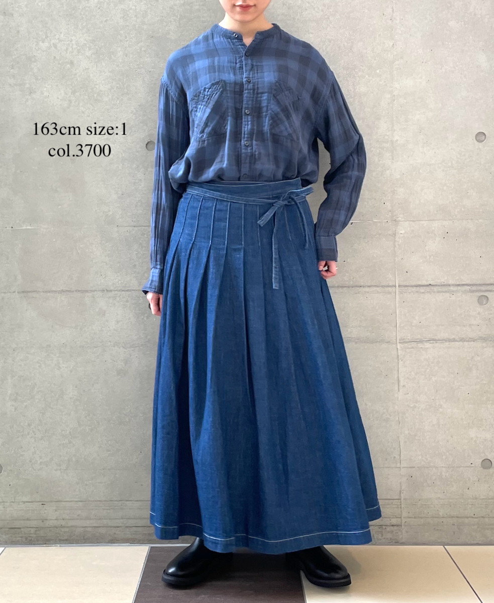 ARMENWASHED DENIM PLEATED WRAP SKIRT