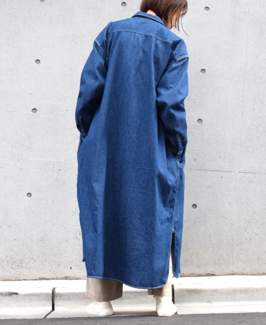 GNAM2252 (ロングシャツ) WASHED DENIM REGULAR COLLAR LONG SHIRT