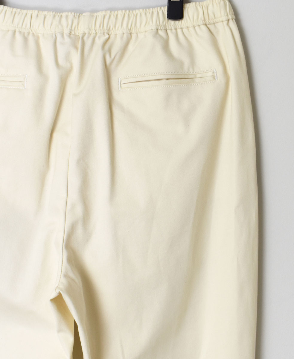 ●GNMDS2101 (パンツ) CHINO EASY TAPERED PANTS