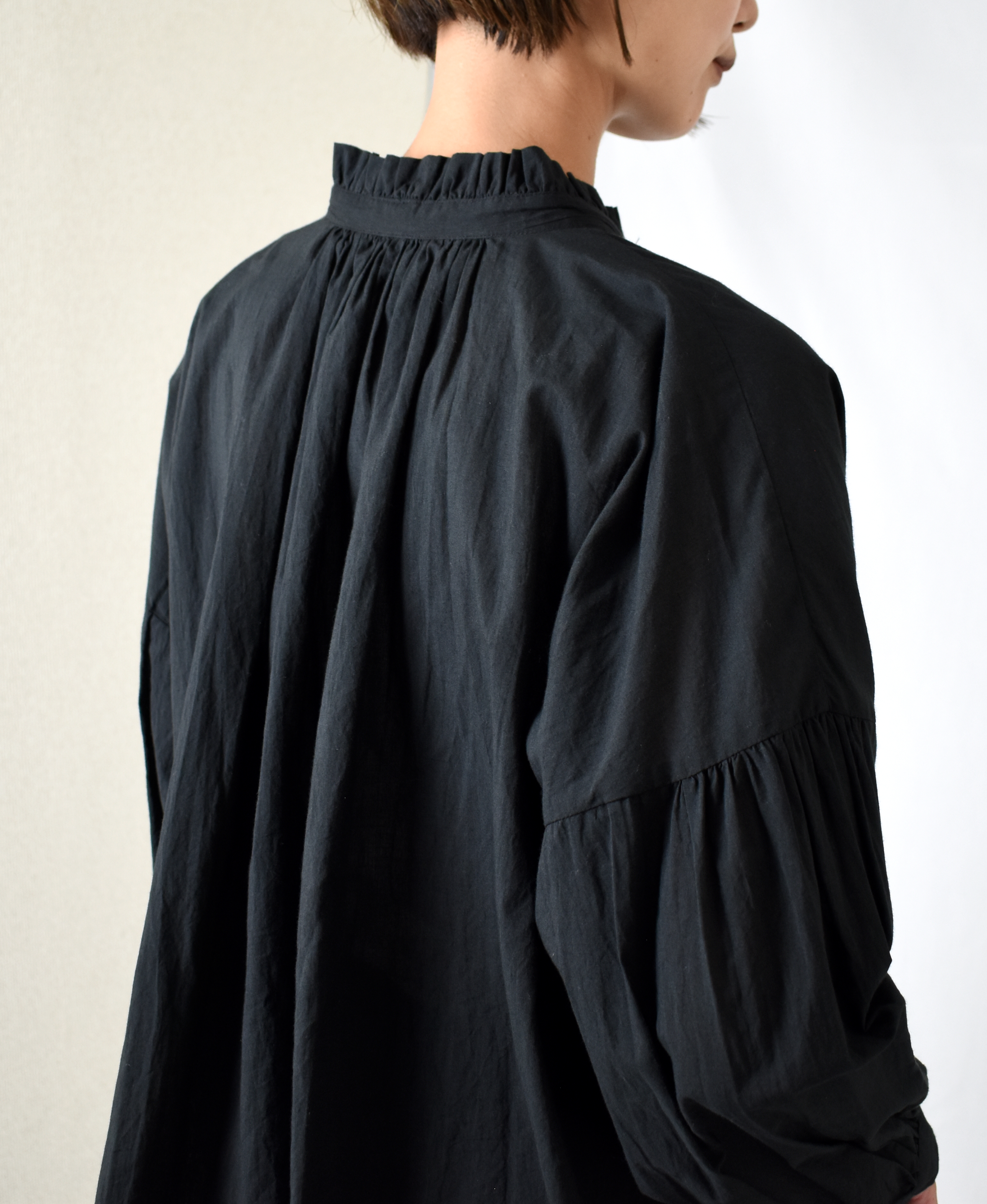 NSL22561 (シャツ) 60'S CAMBRIC PLAIN FRILL COLLAR SHIRT│