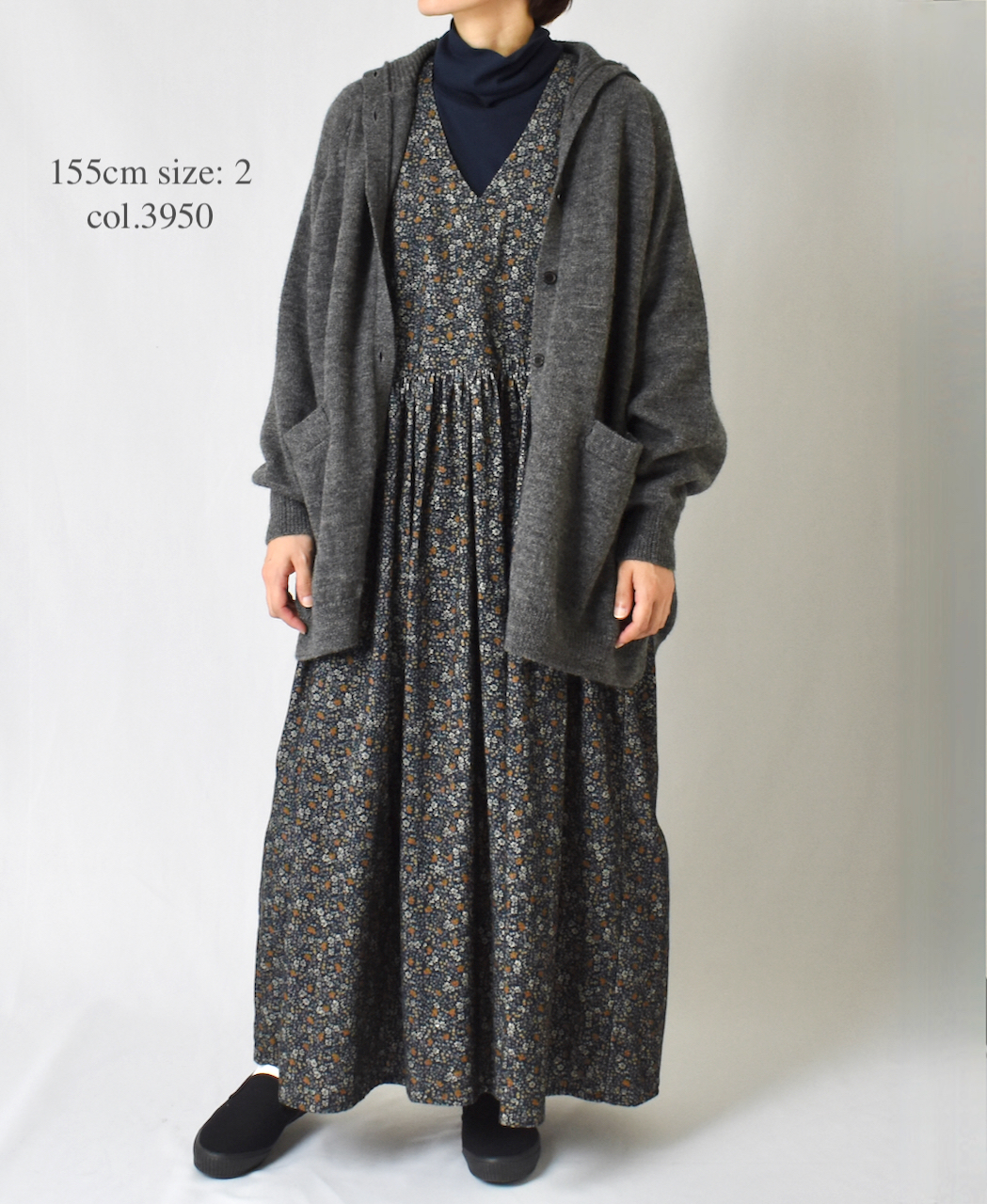 NSL23542 (ワンピース) CORDUROY SMALL FLOWER PRINT V-NECK DRESS│