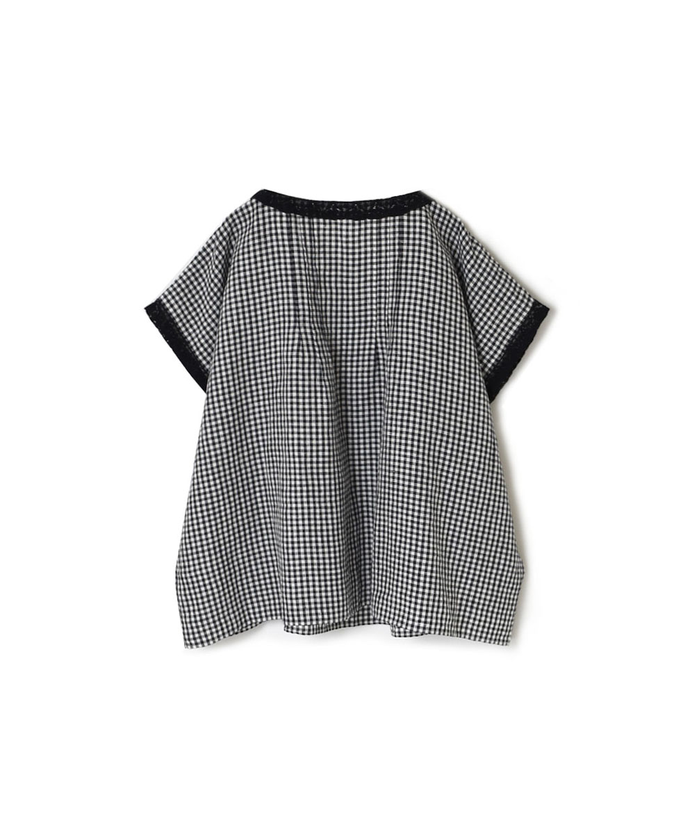 INSL24213 (ブラウス) 60'S POWER LOOM LINEN GINGHAM CHECK BOAT NECK PULLOVER WITH PINTUCK & LACE