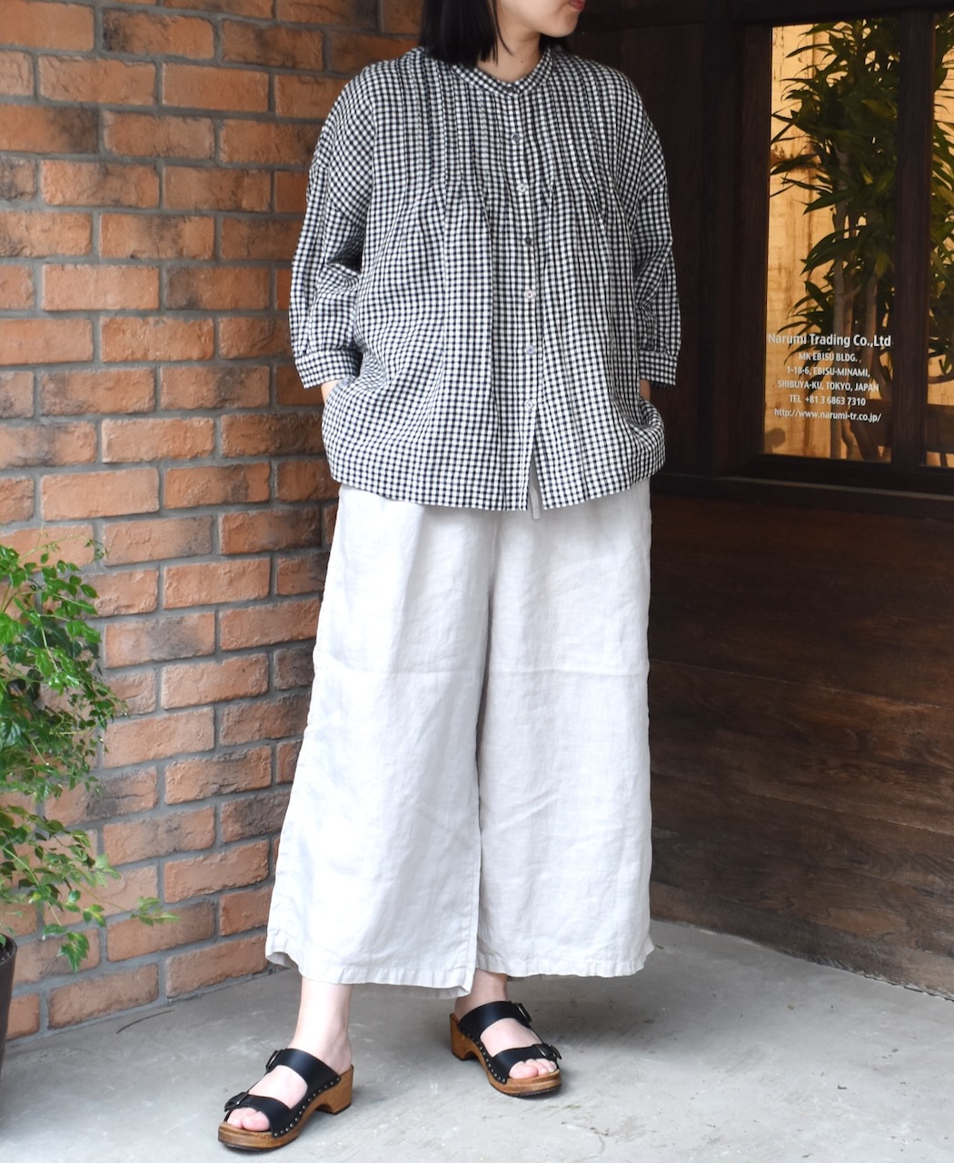 INSL24211 (シャツ) 60'S POWER LOOM LINEN GINGHAM CHECK BANDED COLLAR 3/4SL PINTUCK SHIRT