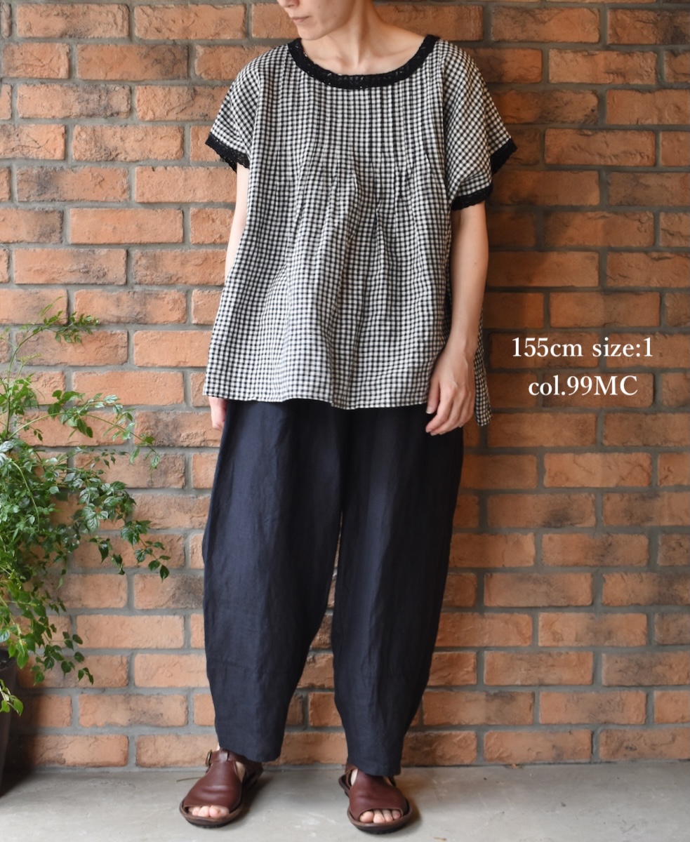 INSL24213 (ブラウス) 60'S POWER LOOM LINEN GINGHAM CHECK BOAT NECK PULLOVER WITH PINTUCK & LACE