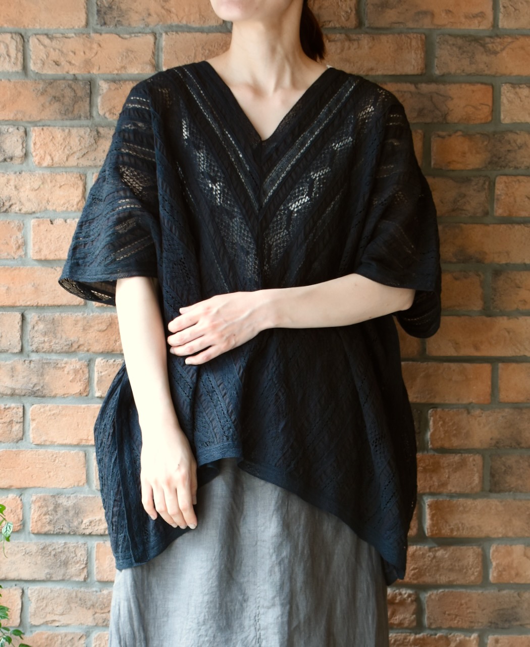 NSL23052 (ポンチョ) COTTON VOILE LACE & PINTUCK ALL LACE PONCHO