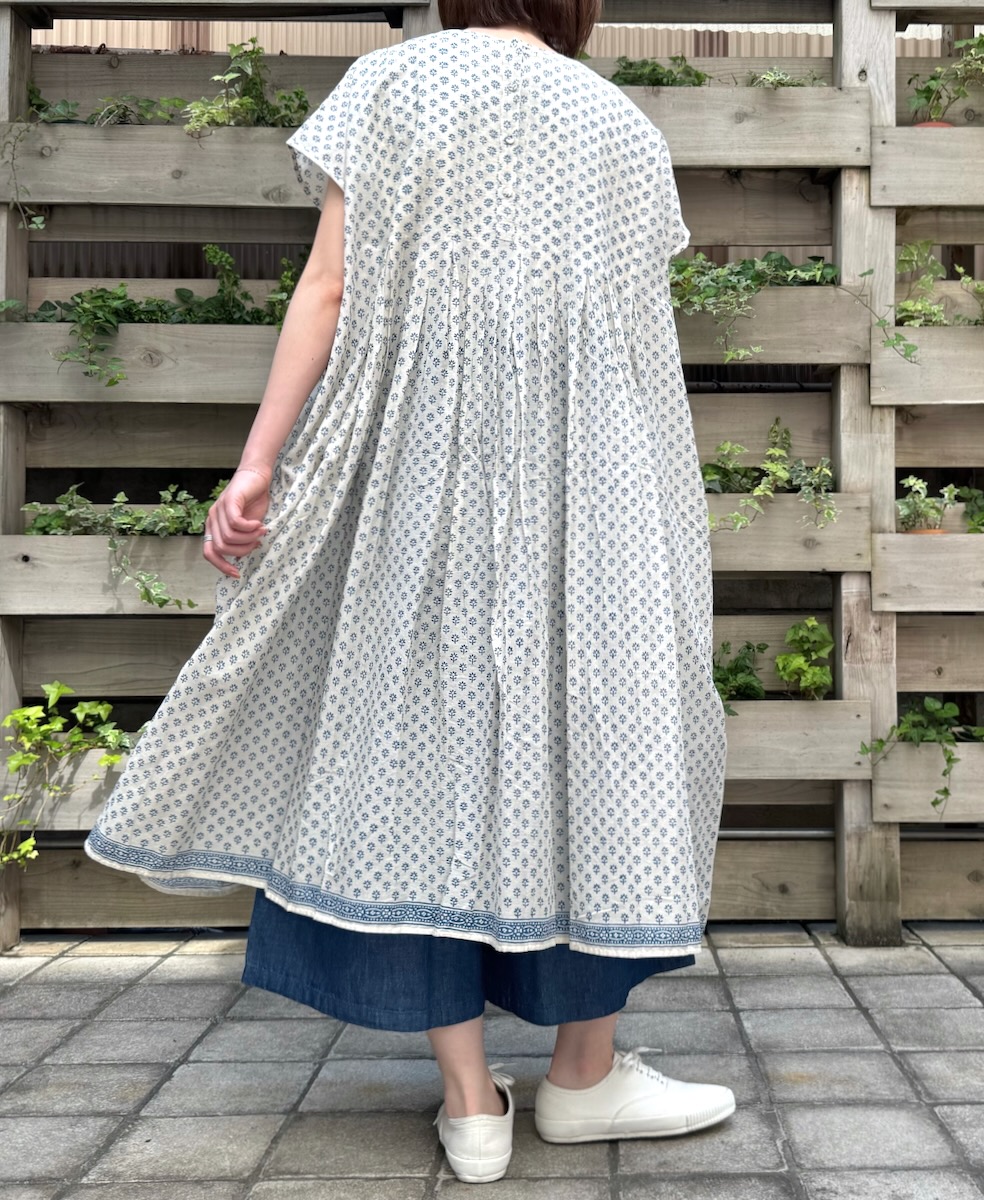 NMDS24188(ワンピース) 80's COTTON VOIL SMALL FLOWER BLOCK PRINT INVERTED PLEATS F/SL DRESS