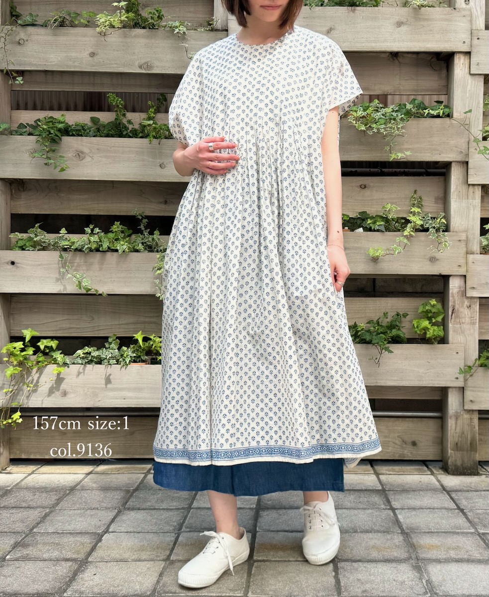 NMDS24188(ワンピース) 80's COTTON VOIL SMALL FLOWER BLOCK PRINT INVERTED PLEATS F/SL DRESS