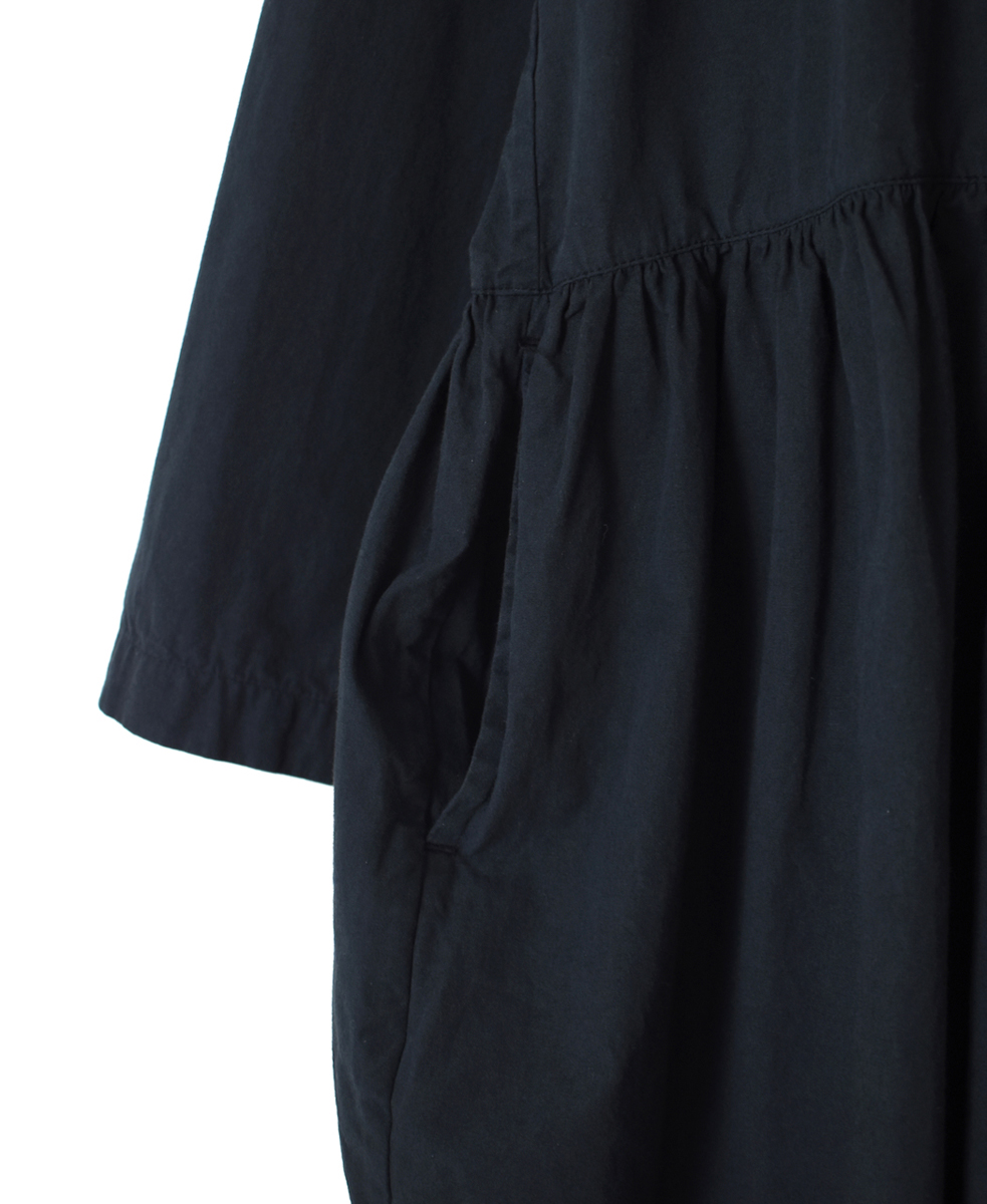 INAM2474PD(ワンピース) 40s POPLIN OVERDYED BOAT NECK L/SL ONE-PIECE