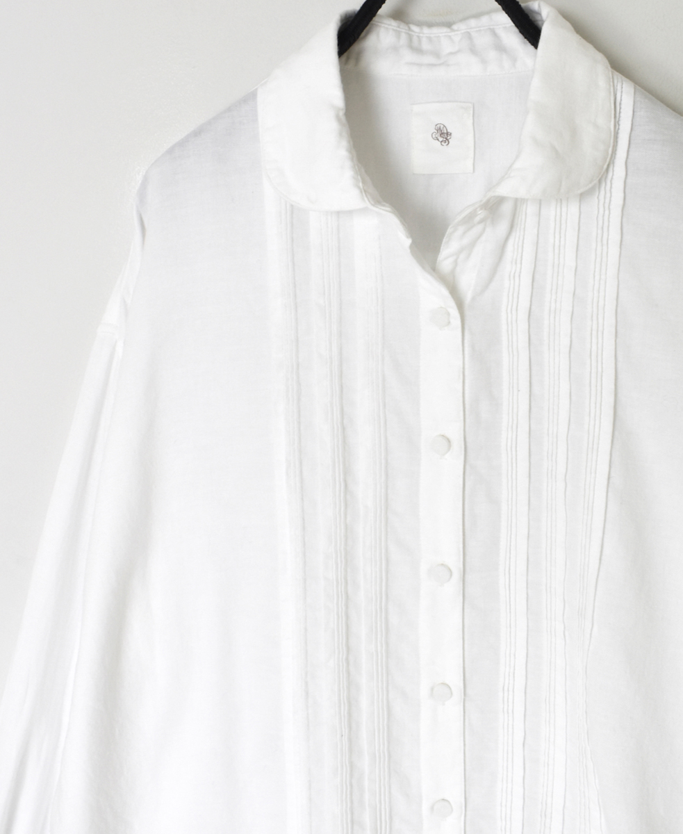 INMDS24703W(シャツ) TWILL COTTON KHADI PLAIN(WASH) ROUND COLLAR SHIRT WITH RANDOM PINTUCK