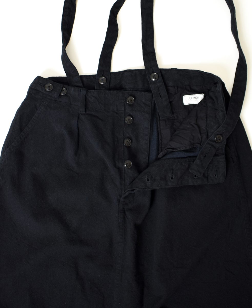 ISNAM2452(スカート) COTTON WOOL TWILL ADJUSTER TACK SKIRT WITH SUSPENDERS