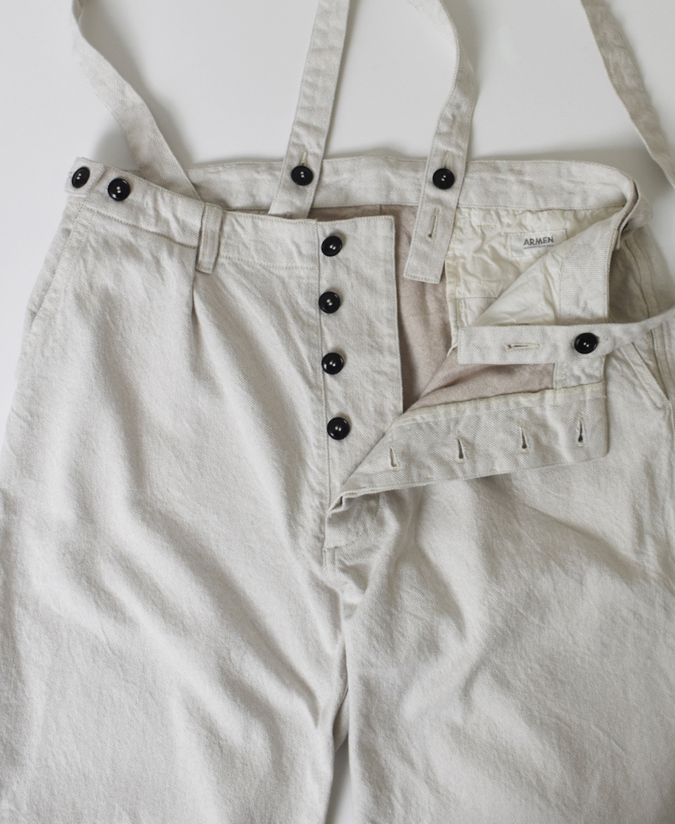 ISNAM2453(パンツ) COTTON WOOL TWILL ADJUSTER TACK PANTS WITH SUSPENDERS