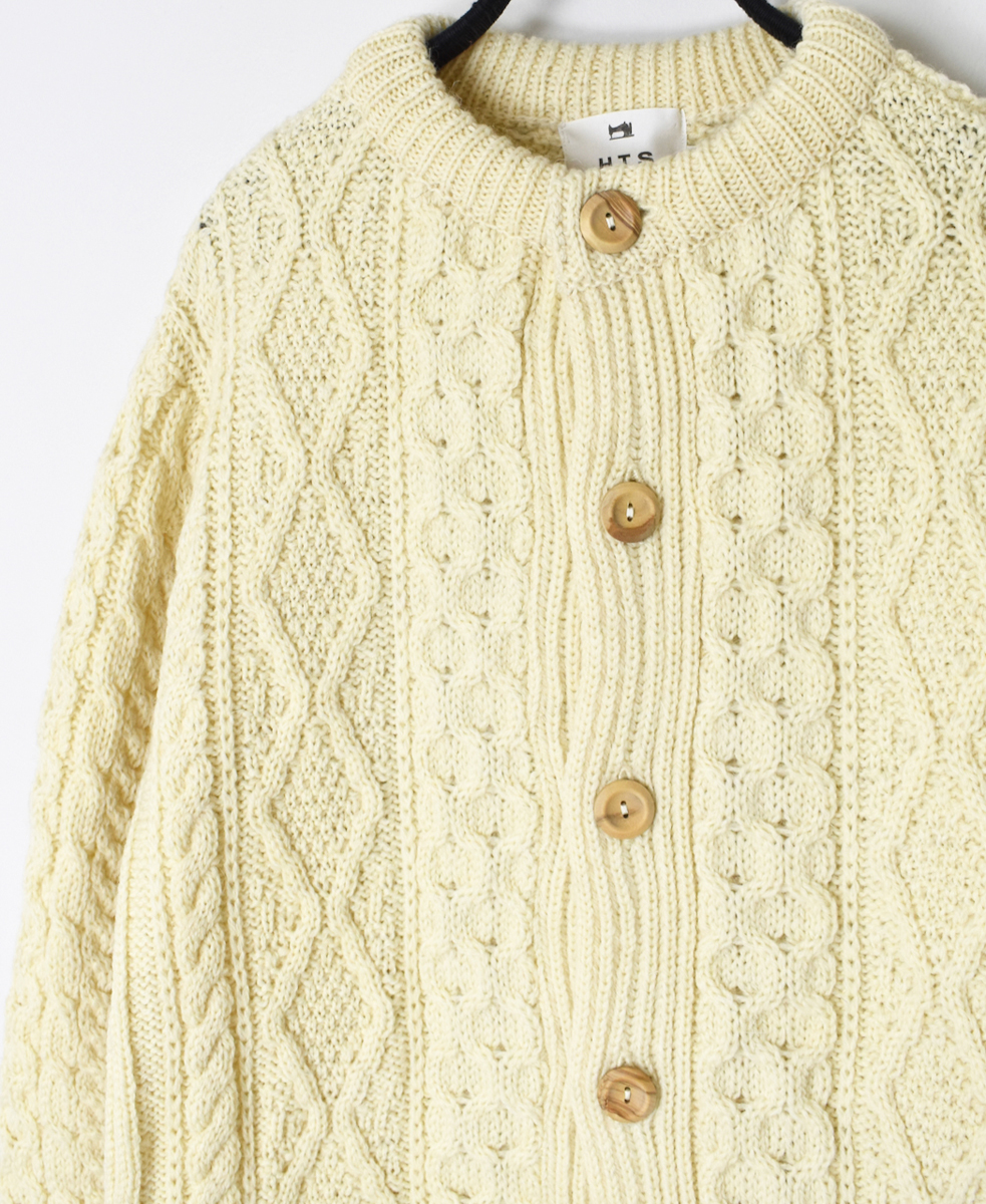 CHT2451W(カーディガン) ARAN CREW-NECK LONG CARDIGAN(WOOD BUTTON)