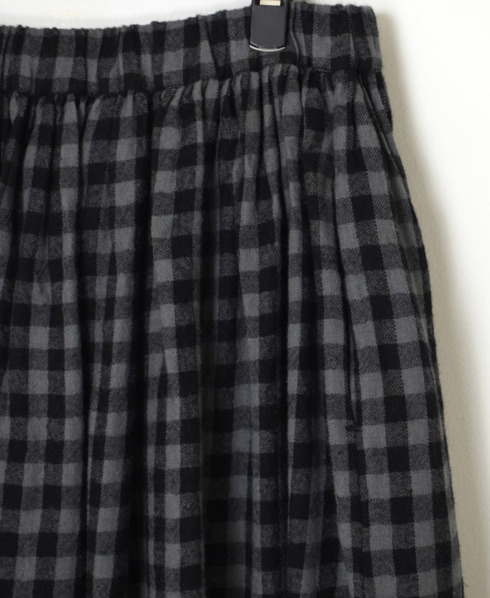 NMDS24574(スカート) BOILED WOOL GINGHAM CHECK RAJASTHAN TUCK GATHERD SKIRT WITH LINING