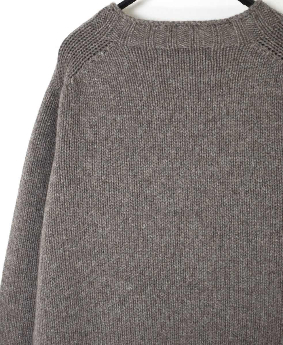 JNAMP2471(ニット) GEELONG LAMBSWOOL 2.5GG CREW NECK SADDLE SHOULDER P/O