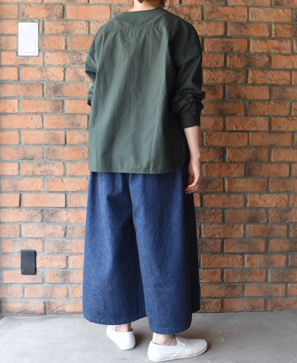 NMDS23551 (シャツ) 40s ORGANIC POPLIN PLAIN CREW NECK BOSOM SHIRT WITH MINI PINTUCK