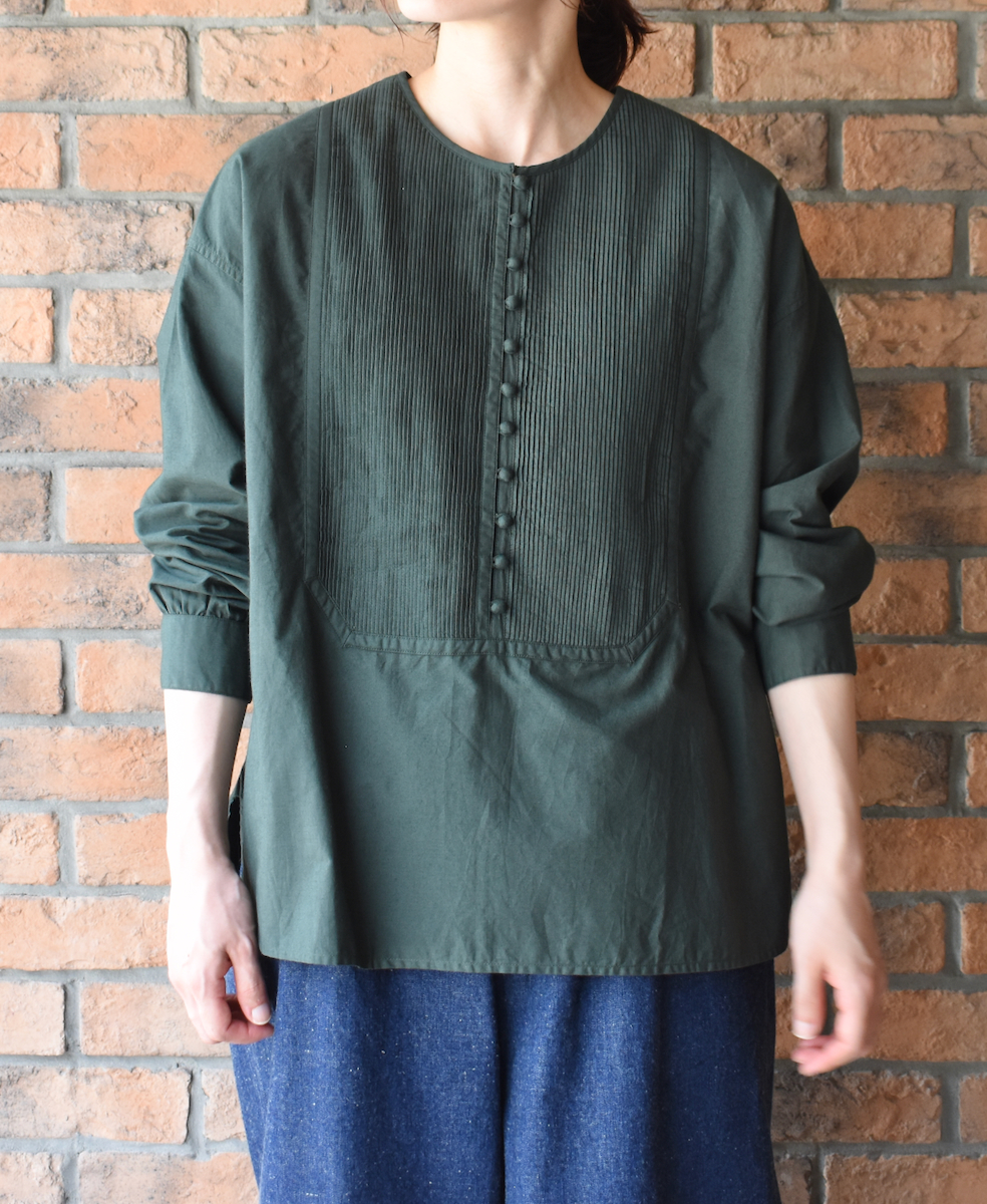 NMDS23551 (シャツ) 40s ORGANIC POPLIN PLAIN CREW NECK BOSOM SHIRT WITH MINI PINTUCK