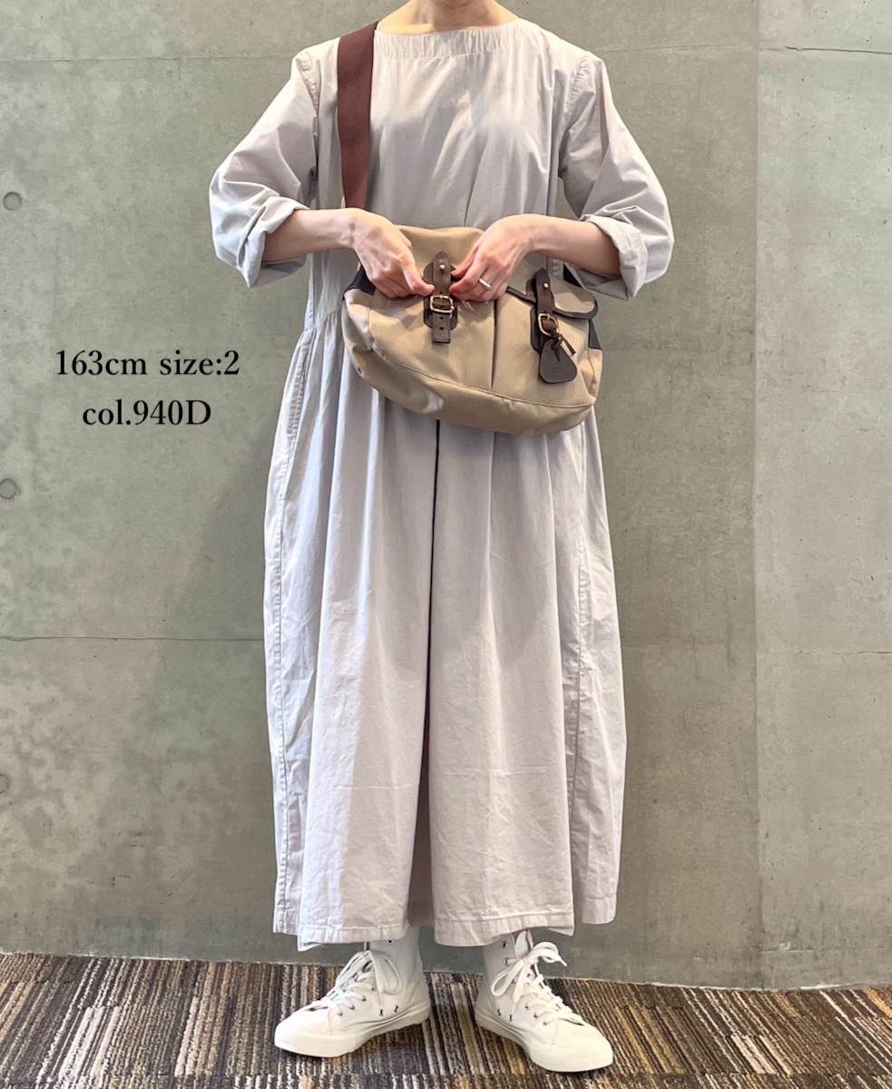 INAM2474PD(ワンピース) 40s POPLIN OVERDYED BOAT NECK L/SL ONE-PIECE