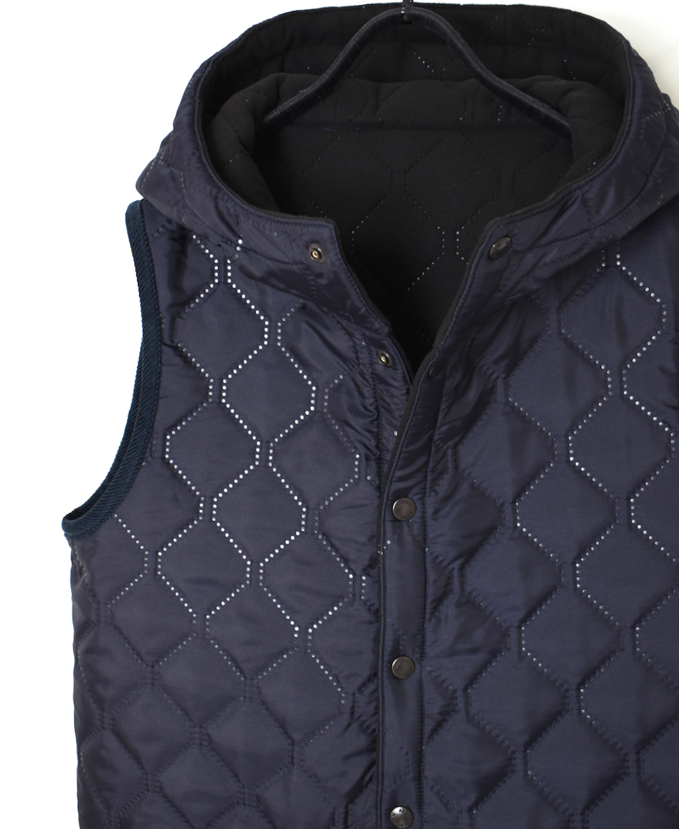 NAM2252(ベスト) PLAIN POLYESTER×FLEECE HEAT QUILT REVERSIBLE HIGH COLLAR HOODED LONG VEST