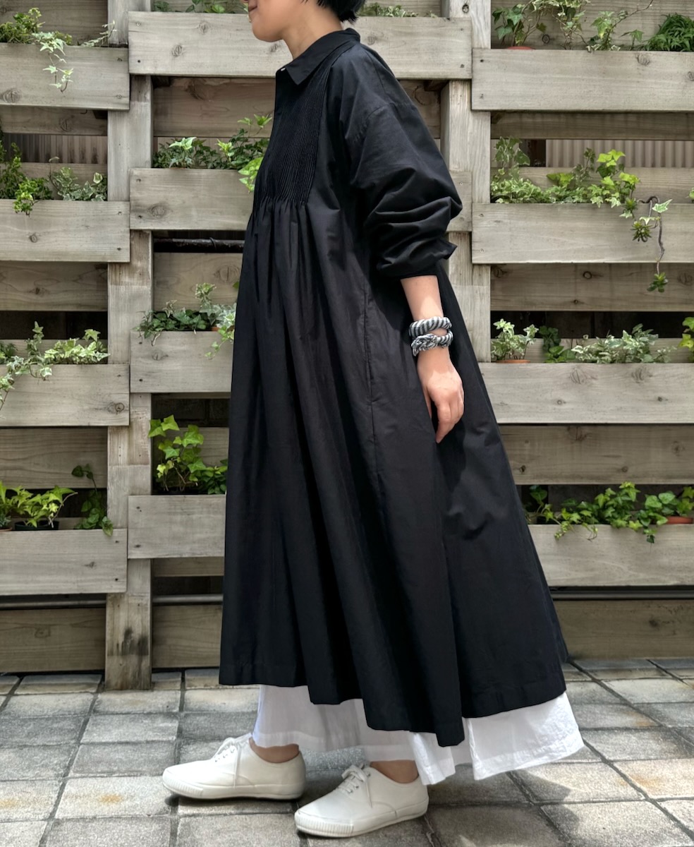 NMDS24611(ワンピース)40s ORGANIC POPLIN PLAIN REGULAR COLLAR DRESS WITH MINI PINTUCK