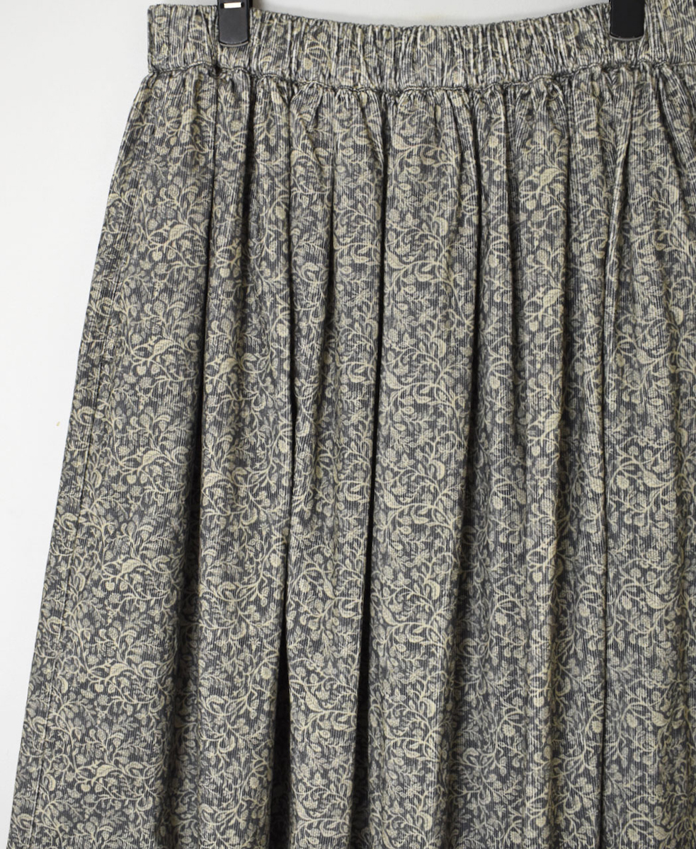 NSL24534(スカート) CORDUROY FLOWER PRINT GATHERED SKIRT