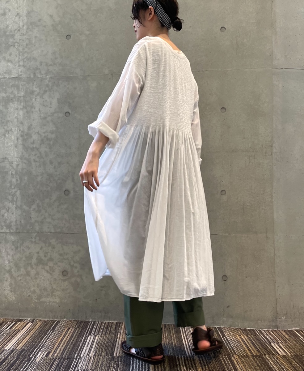 NMDS24202D(ワンピース) 80s ORGANIC VOILE STRIPE(OVERDYE) V-NECK PULLOVER DRESS WITH MINI PINTUCK