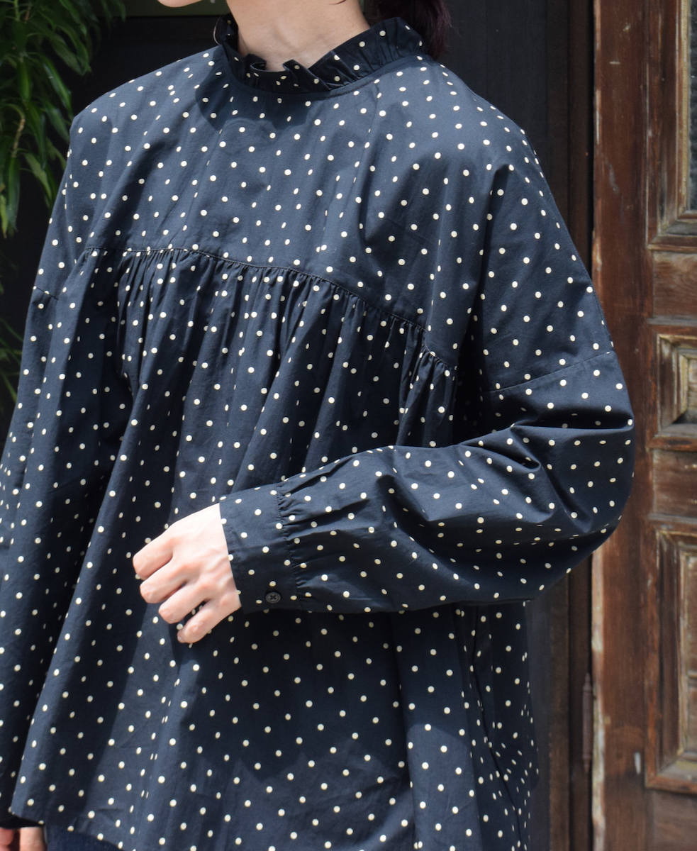 NSL24512(シャツ) 40s POPLIN DOT PRINT BACK OPENING FRILL COLLAR SHIRT