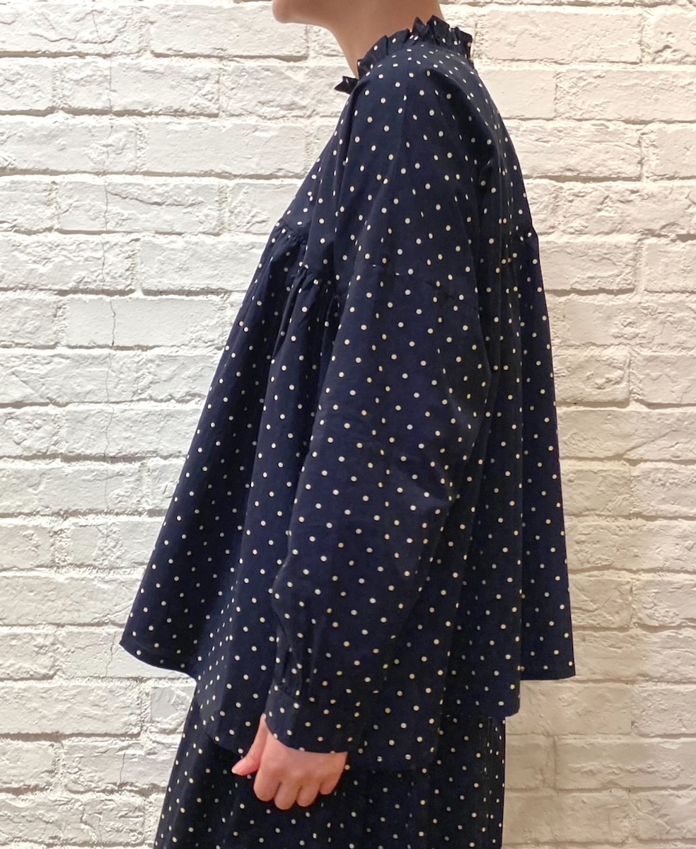 NSL24512(シャツ) 40s POPLIN DOT PRINT BACK OPENING FRILL COLLAR SHIRT