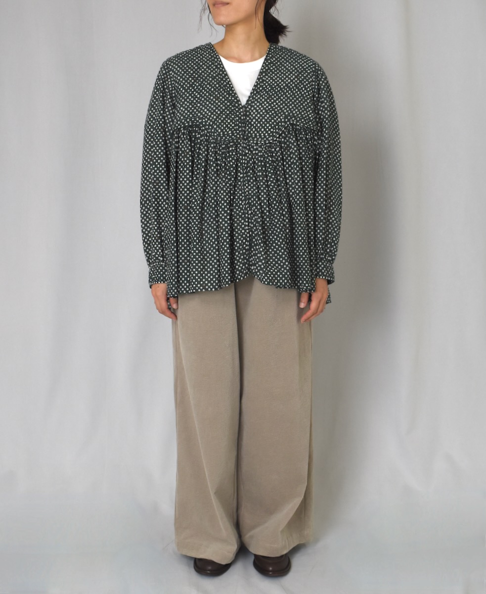 INMDS24721(シャツ) 80s COTTON SMALL SQUARE BLOCK PRINT RAJASTHAN TUCK GATHERED V-NECK SHIRT