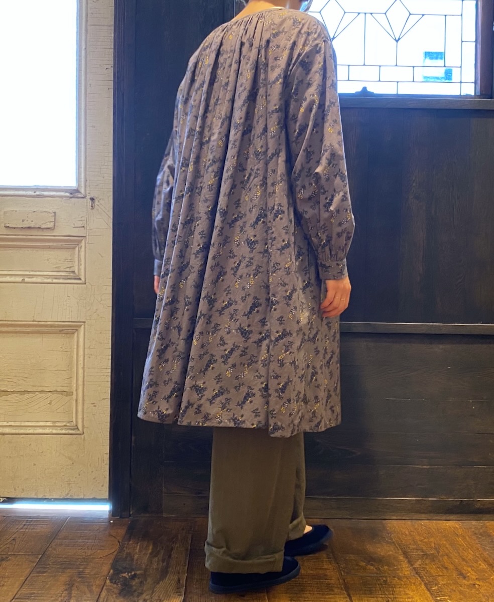 NSL24542(チュニック) 40s POPLIN FLOWER PRINT GATHERED TUNIC