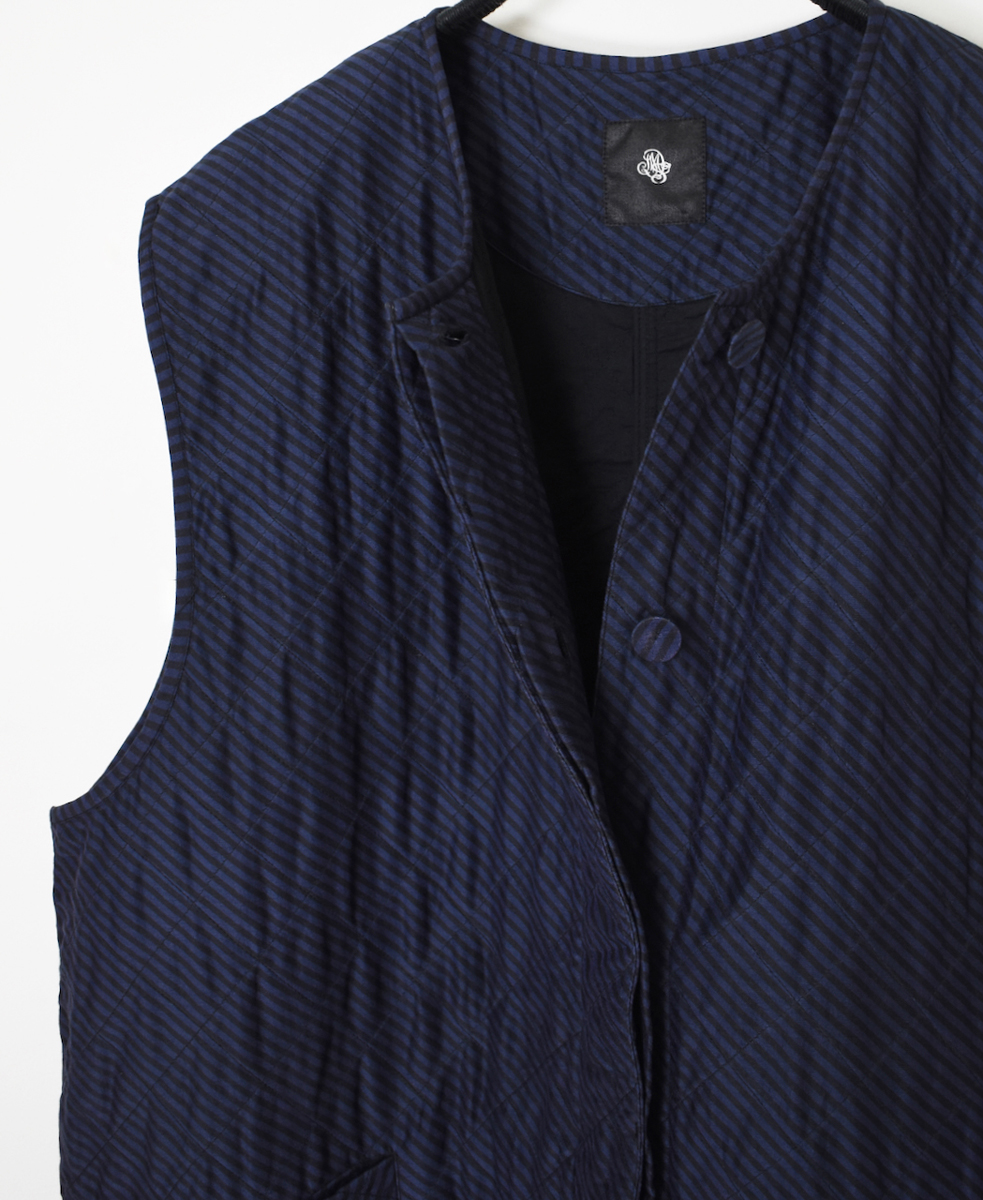 NMDS24532BS(ベスト) QUILTED HAND WOVEN COTTON SILK BIAS STRIPE PRINT C-NECK VEST